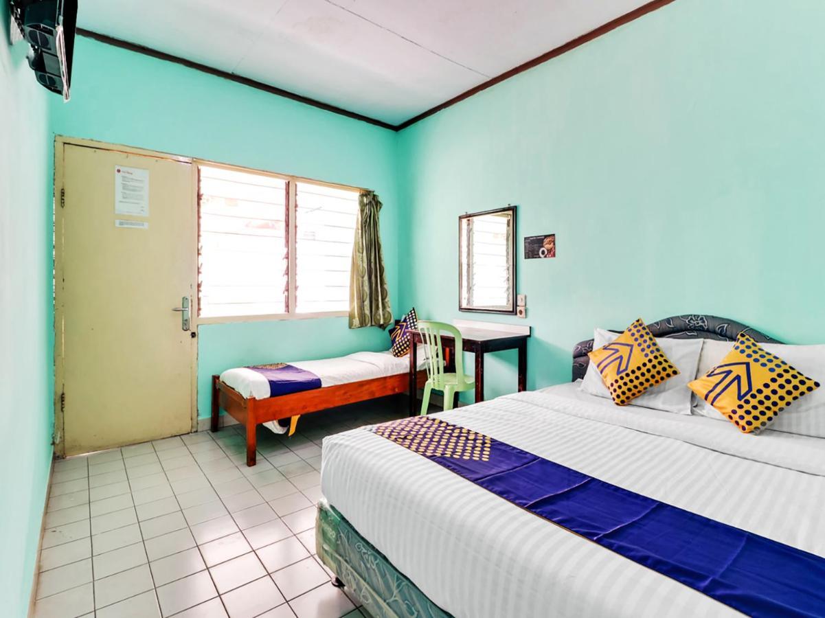 Spot On 90003 Villa Tawang Чіанджур Екстер'єр фото