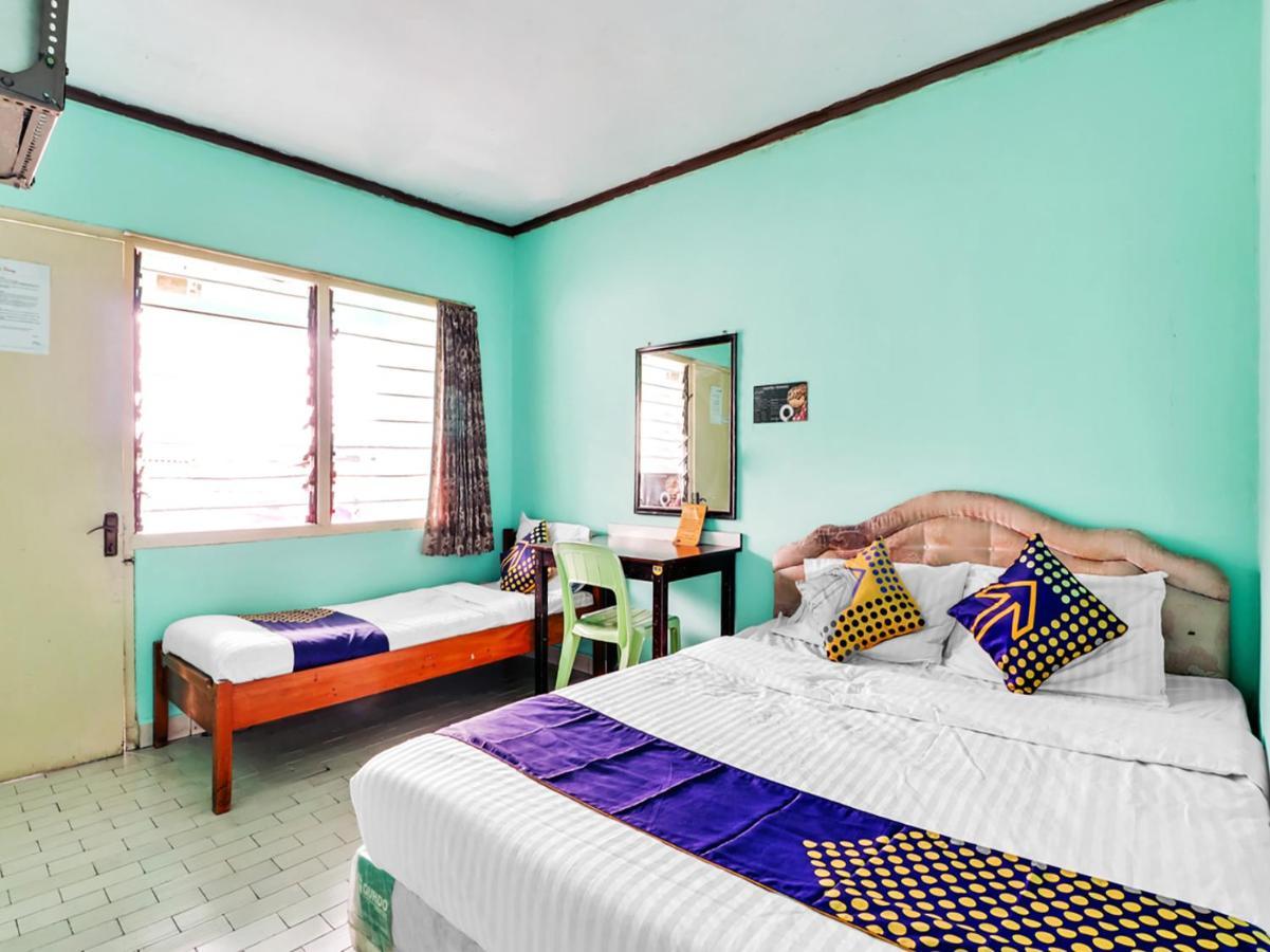 Spot On 90003 Villa Tawang Чіанджур Екстер'єр фото