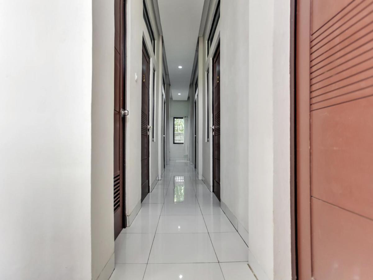 Spot On 90003 Villa Tawang Чіанджур Екстер'єр фото