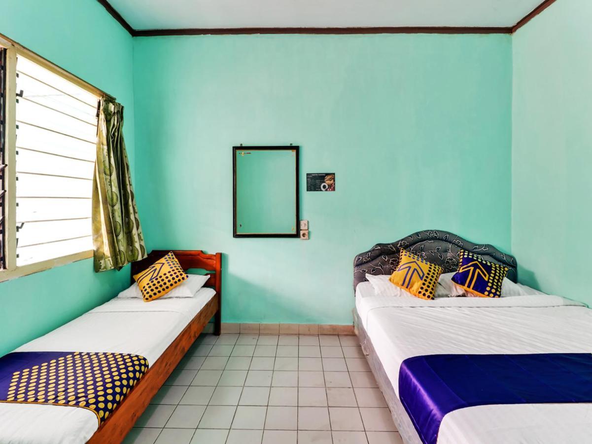 Spot On 90003 Villa Tawang Чіанджур Екстер'єр фото
